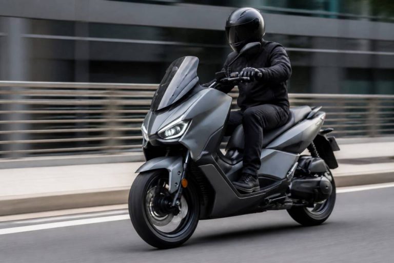 Scooter électrique 125 130 km/h : les modèles les plus performants à connaître