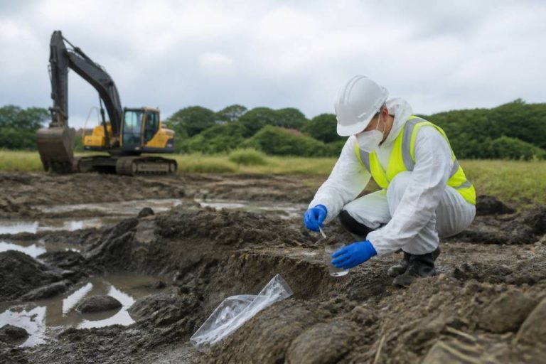 Entreprise de dépollution des sols : comment choisir le bon prestataire