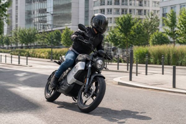 Moto 125 electrique : le guide complet pour choisir le bon modèle