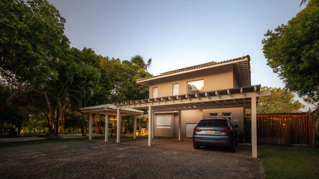 Carport à Angers : les critères à connaître avant de se lancer