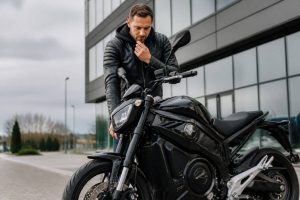 Aide achat moto électrique 202 les critères essentiels pour bien choisir sa moto électrique