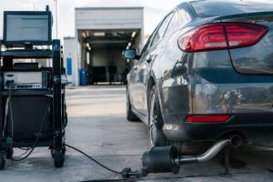 Classe d'émission : comprendre les normes et leur impact sur votre voiture