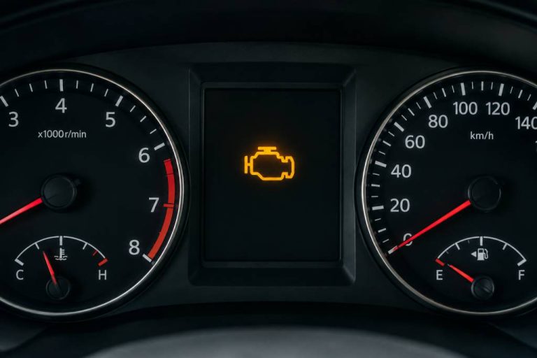 Témoin OBD : comprendre sa signification et savoir comment réagir